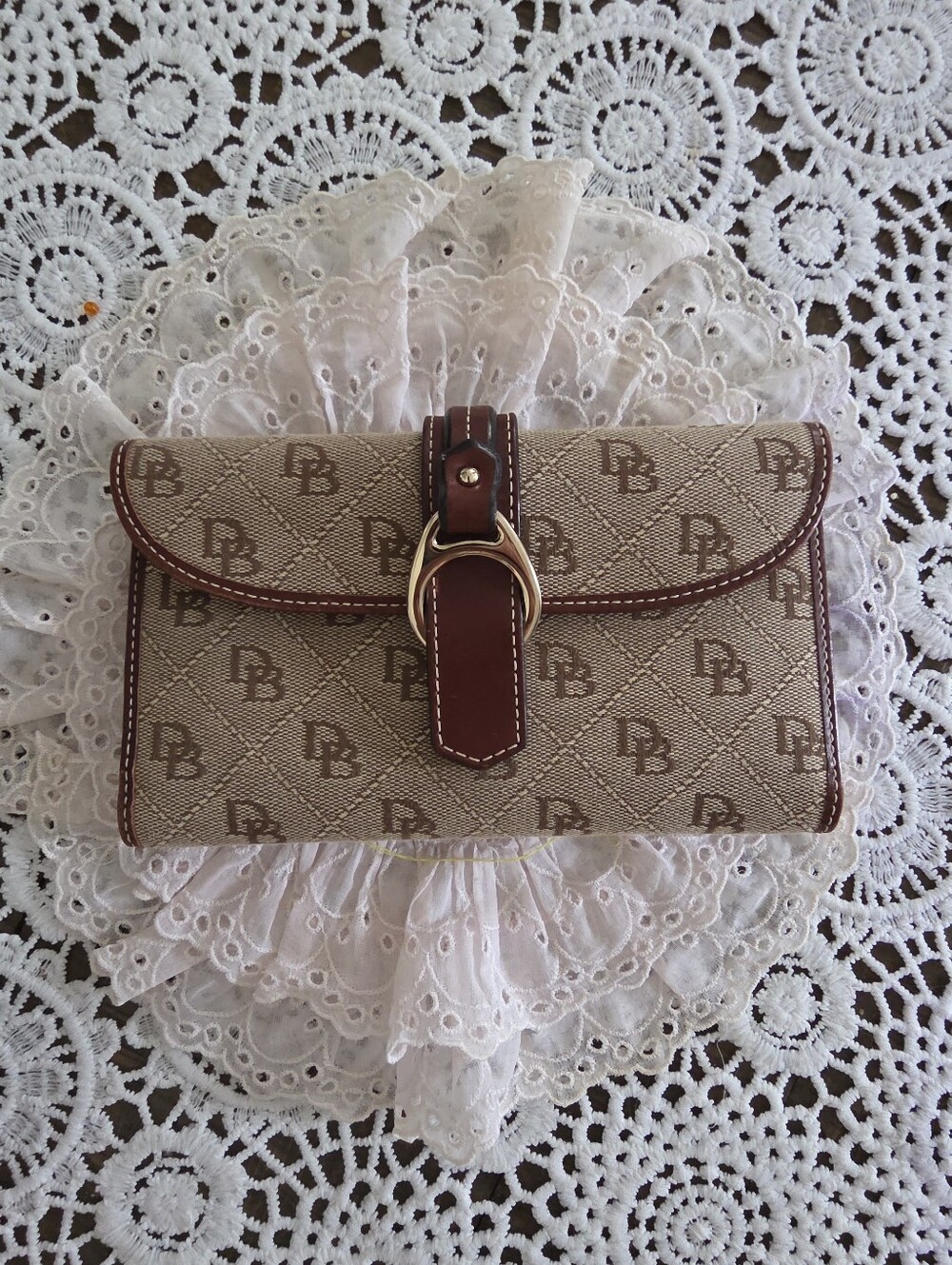 Dooney & Bourke Vintage Signature Brown Canvas Wallet